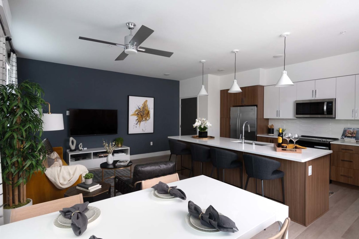 Luxury Apartments for Rent in Sacramento, CA The Eisley Photos